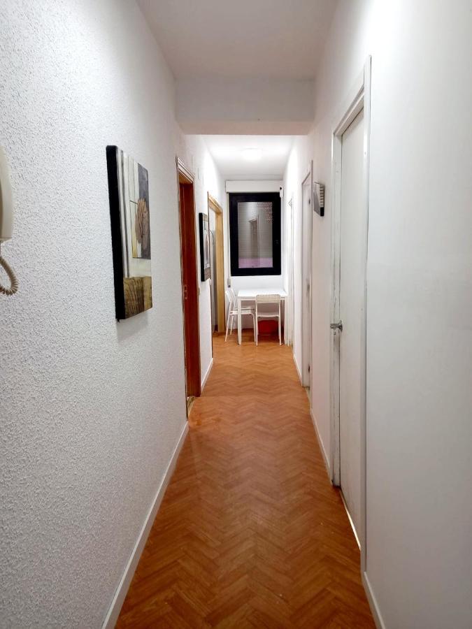 Hostel Pepe Viajes Мадрид Екстериор снимка
